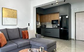 Luxury Downtown Apartment D1